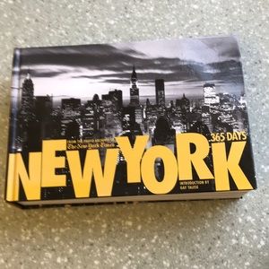New York 365 Days